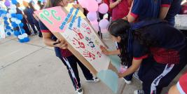 Con la participación de 800 estudiantes de la Escuela Secundaria Técnica No. 37, se llevó a cabo la Feria de la Salud 2024-2025, que tiene como objetivo brindar a la comunidad información sobre temas de salud y estilos de vida saludable.