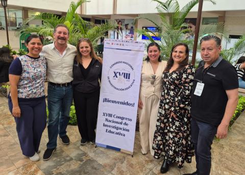Docentes investigadores de Chihuahua y Ciudad Juárez del Centro de Investigación y Docencia (CID), tuvieron una destacada participación en el XVIII Congreso Nacional de Investigación Educativa (CNIE), celebrado en la ciudad de Monterrey, Nuevo León.