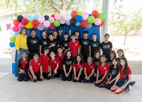 Al participar en la feria inclusiva, el alumnado experimenta algunos retos que enfrentan diariamente las personas con alguna discapacidad