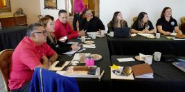 Con el objetivo de garantizar una formación equitativa y de calidad, personal de Educación Primaria y Especial del Sector 17 en Ciudad Juárez evaluó los avances de su proyecto de trabajo colaborativo, enfocado en eliminar las barreras para el aprendizaje y la participación del alumnado.