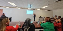 Servicios Educativos del Estado de Chihuahua (SEECH), a través de la Dirección de Educación Primaria inició una capacitación en Lengua de Señas Mexicana (LSM) dirigida a su equipo académico, con el propósito de integrar esta herramienta en la práctica docente.